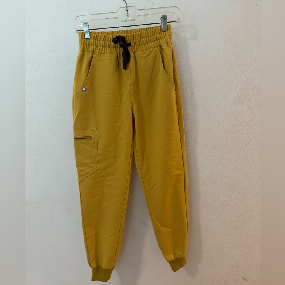 Fig’s Zamora High Waisted Jogger Scrub Pant